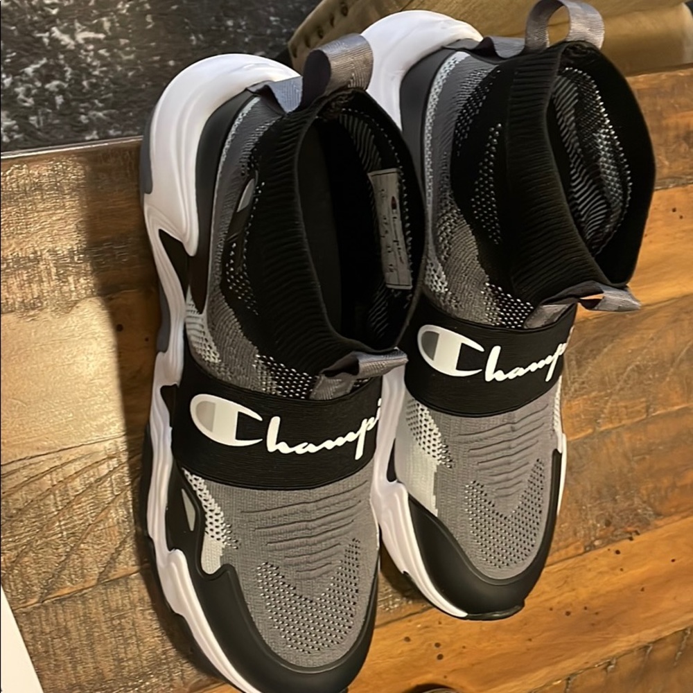 Men’s shoes